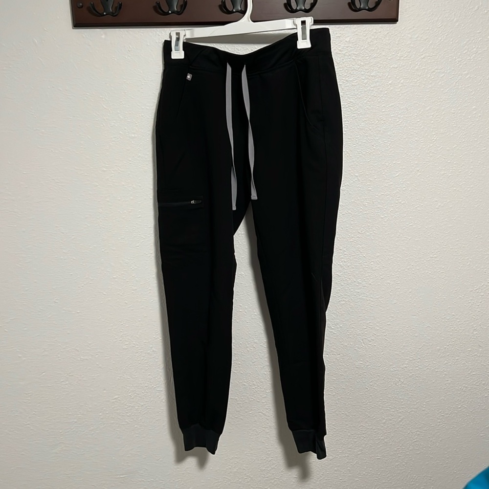 Figs Zamora Jogger Scrub Pants In Black